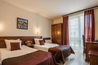 Отель Hotel Aris София Двухместный номер с 1 кроватью или 2 отдельными кроватями-12